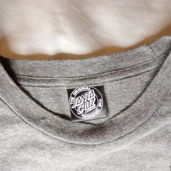 ---Santa Cruz “The Original” Screaming Hand grey T-shirt sz MEDIUM - Picture 3 of 6